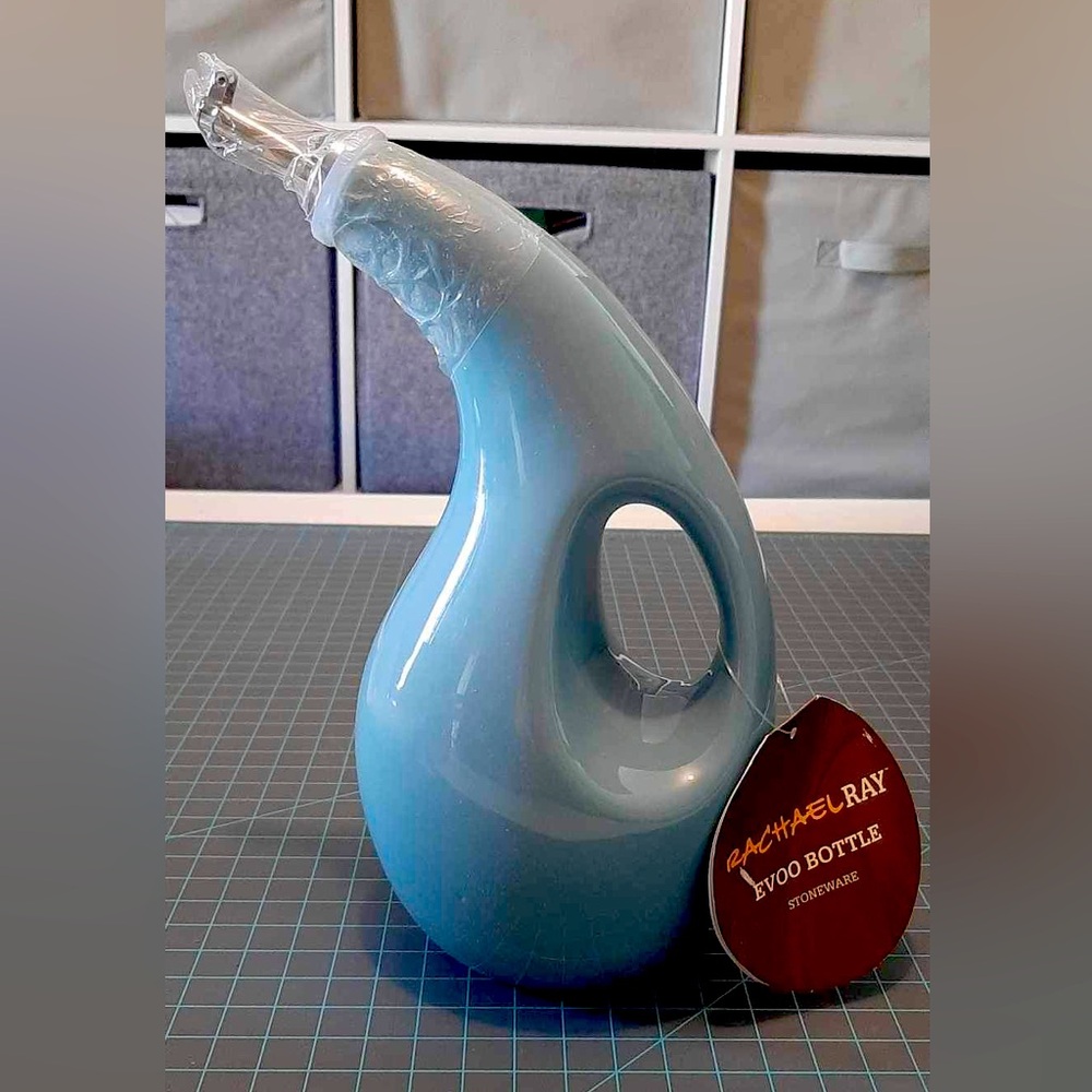 Rachel Ray oil dispenser